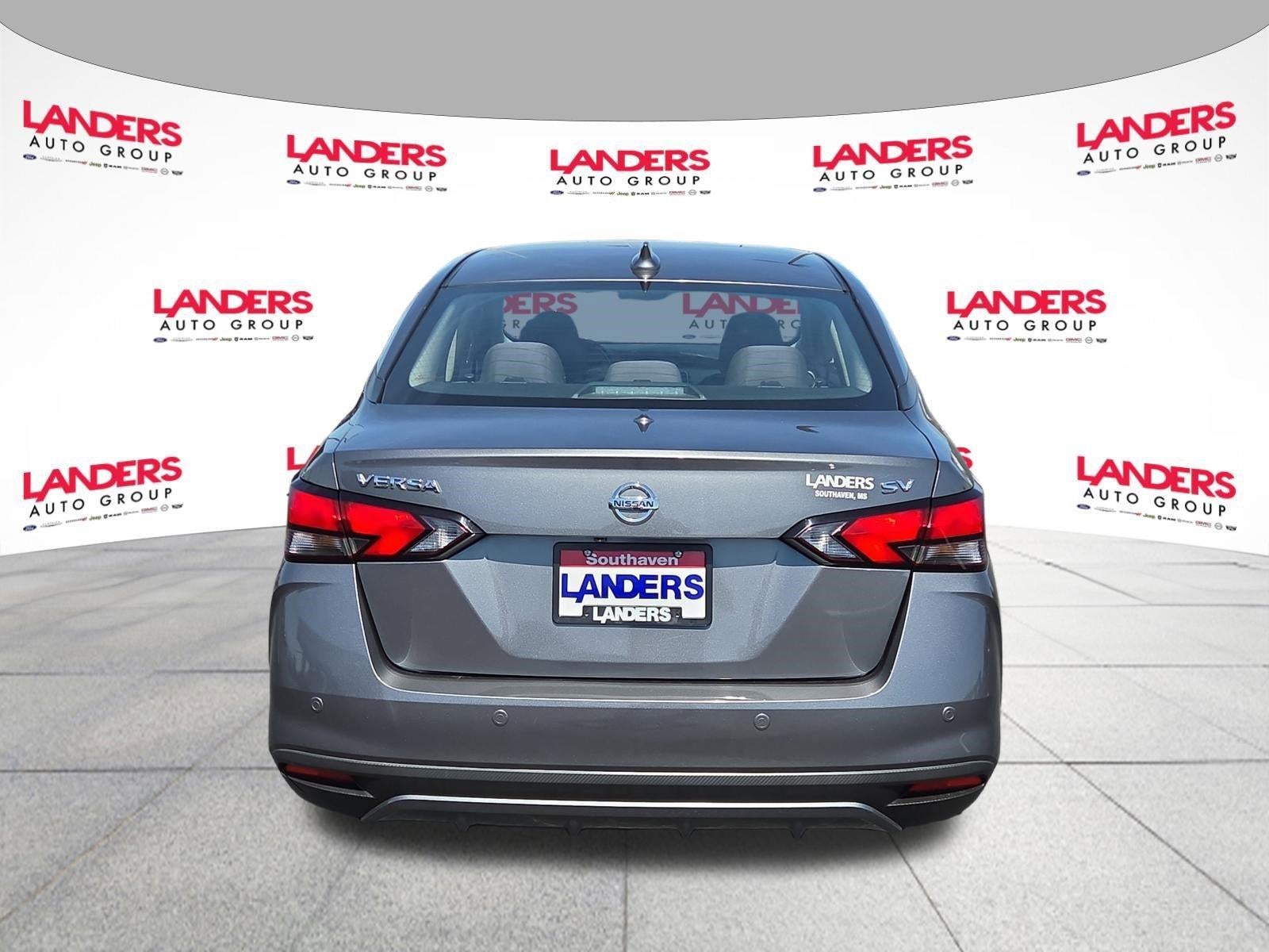 2021 Nissan Versa SV CVT