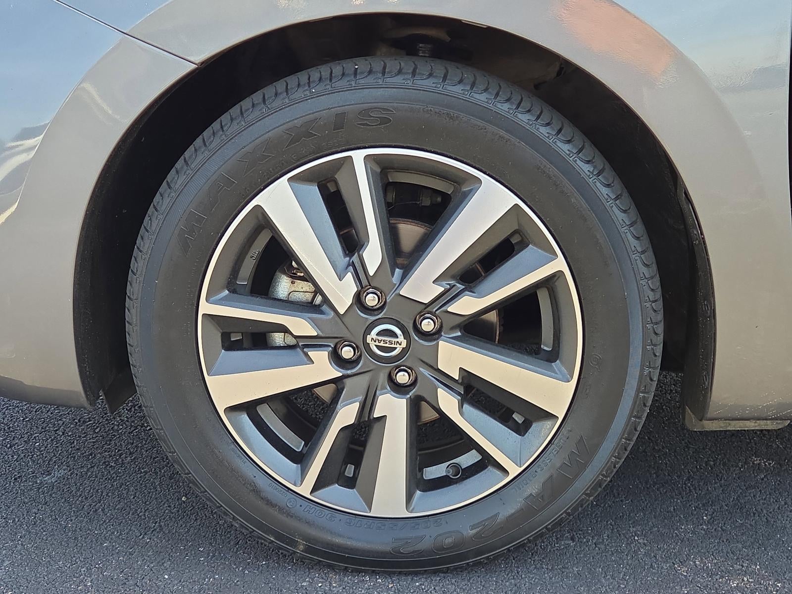 2021 Nissan Versa SV CVT