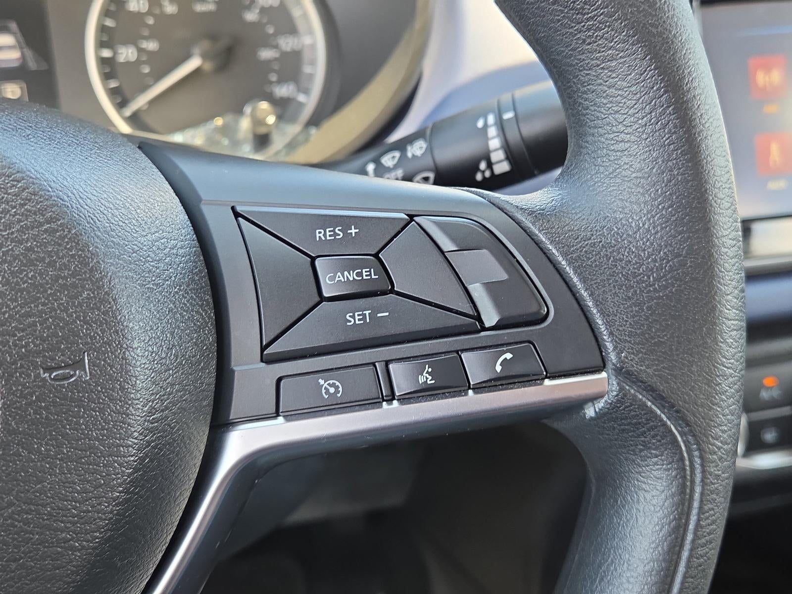 2024 Nissan Versa SV CVT