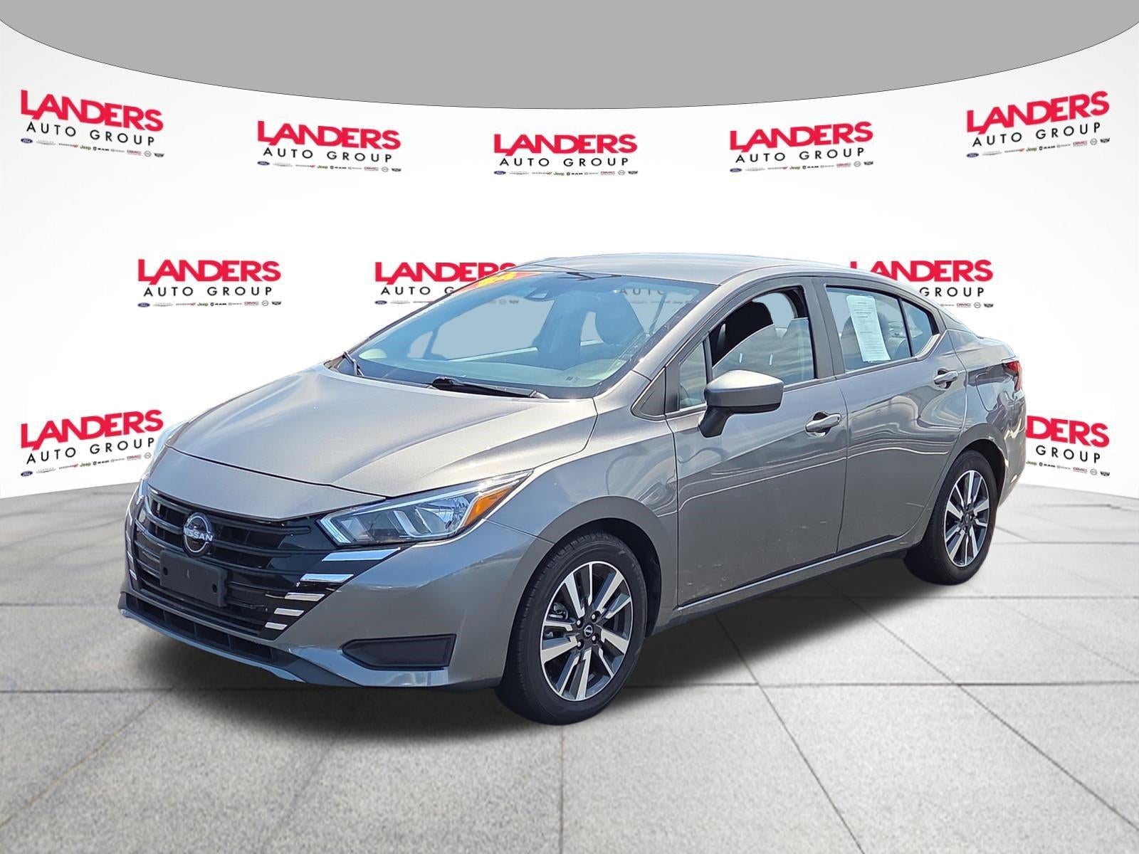 2024 Nissan Versa SV CVT