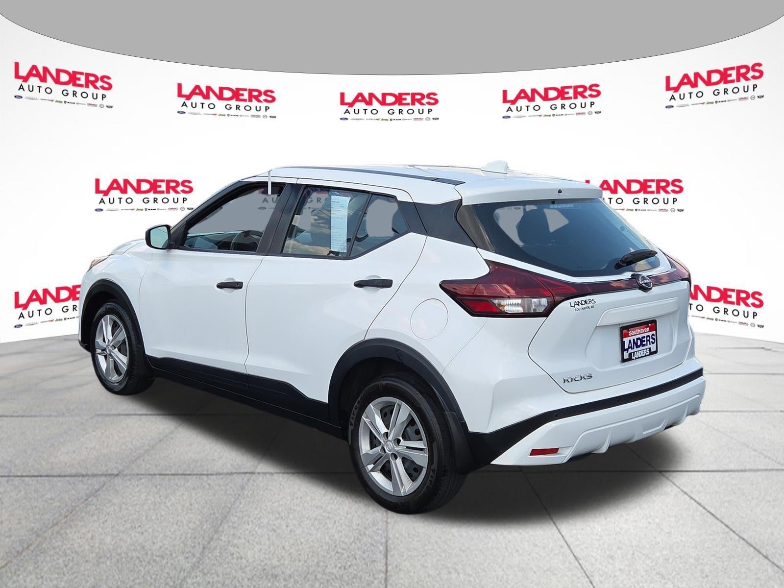 2023 Nissan Kicks S FWD