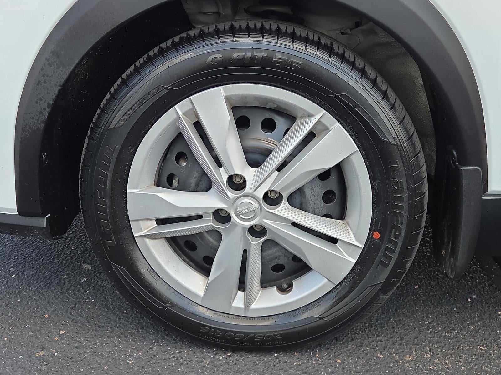 2023 Nissan Kicks S FWD