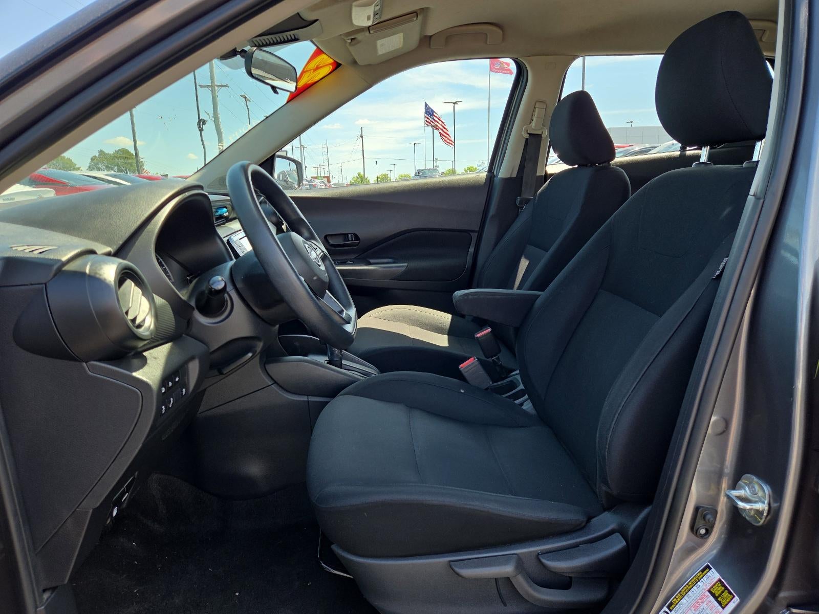 2023 Nissan Kicks S FWD