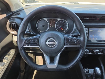 2022 Nissan Kicks S FWD