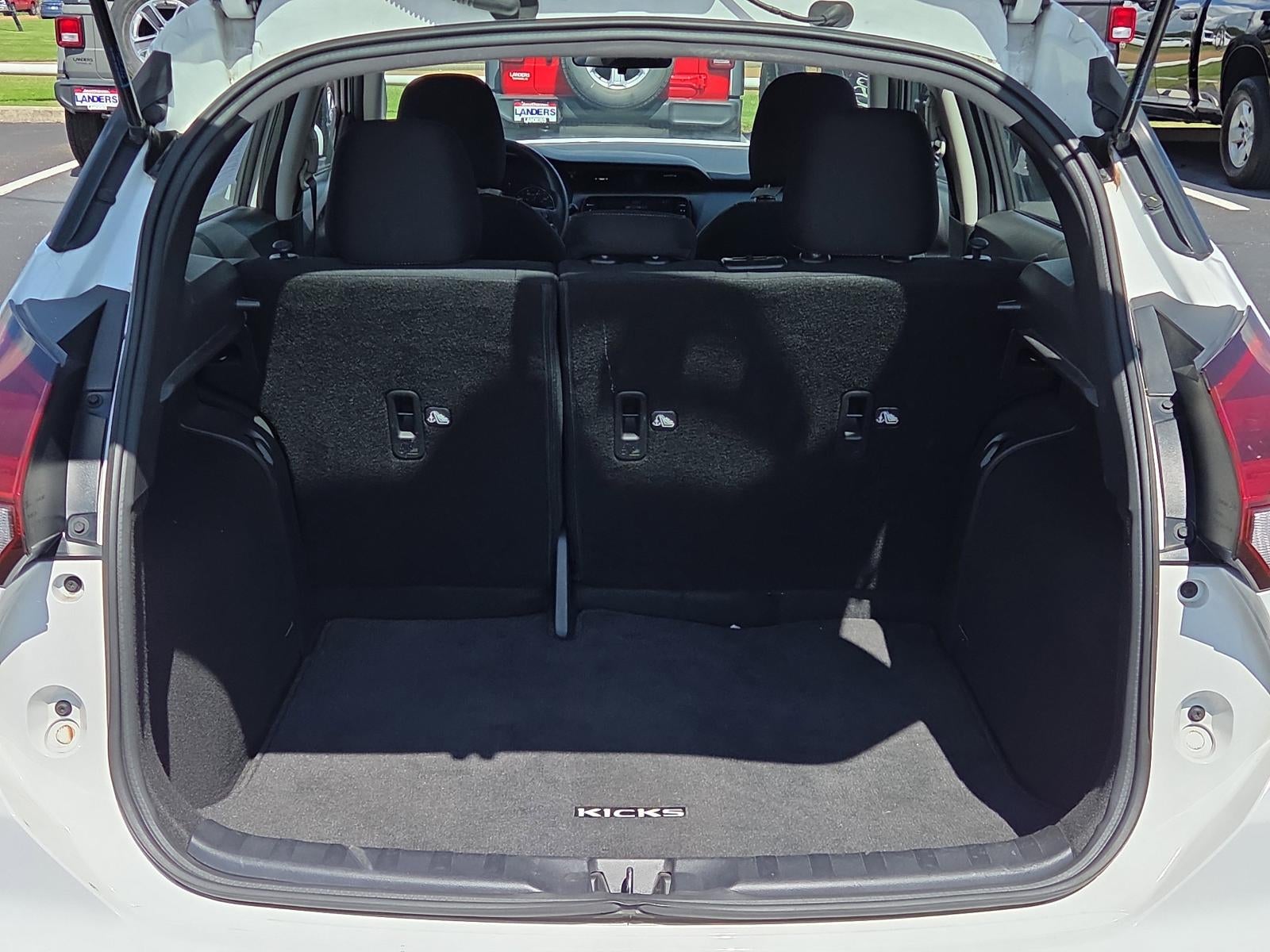 2023 Nissan Kicks SV FWD