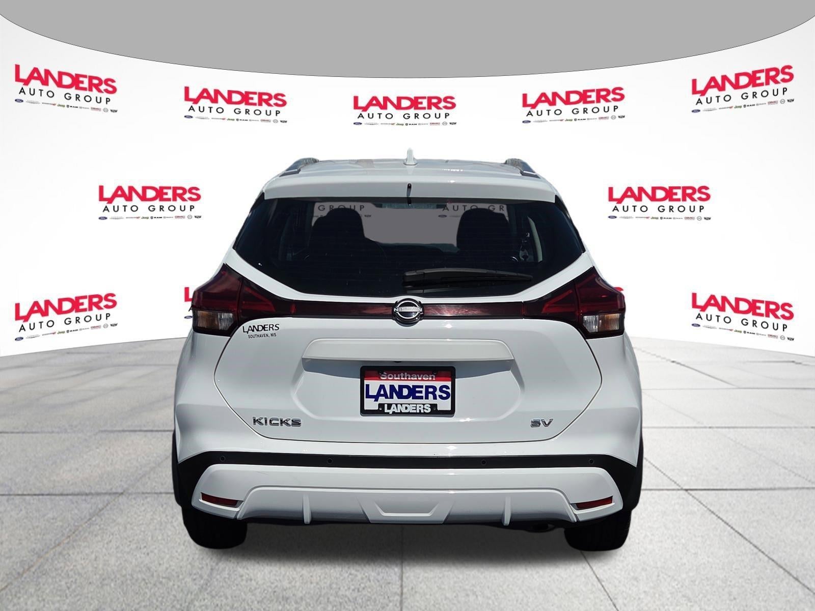 2023 Nissan Kicks SV FWD
