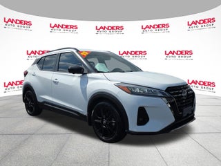 2023 Nissan Kicks SR FWD