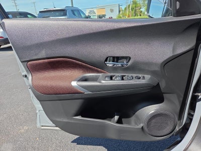 2023 Nissan Kicks SR FWD