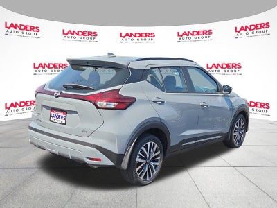 2023 Nissan Kicks SR FWD