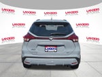 2023 Nissan Kicks SR FWD