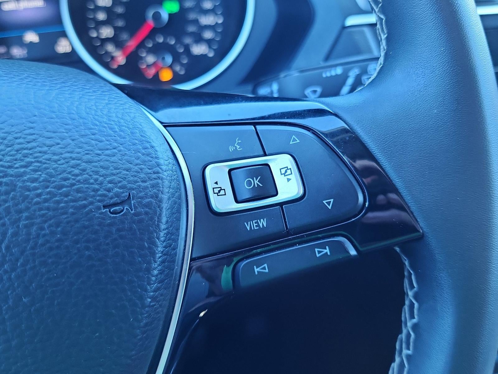 2021 Volkswagen Tiguan 2.0T SE FWD