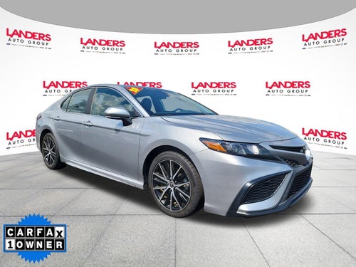 2023 Toyota Camry SE Auto (SE)