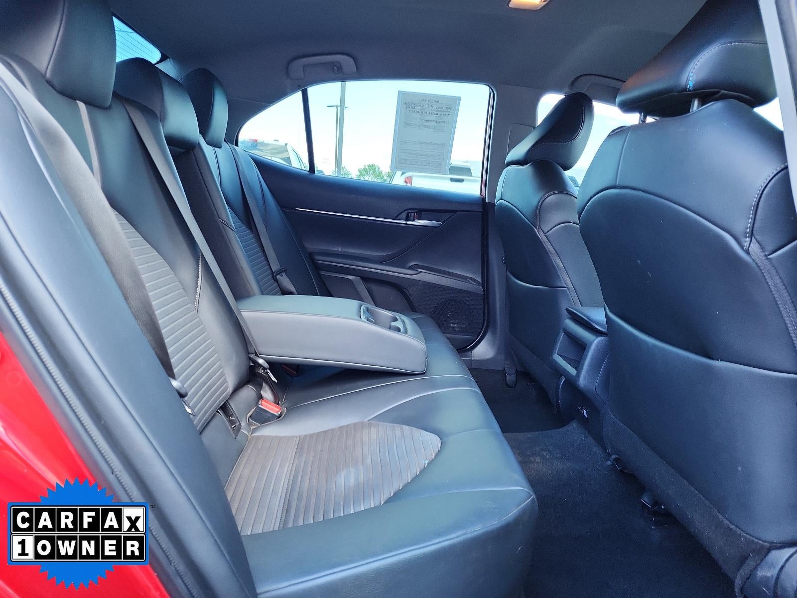 2023 Toyota Camry SE Auto (SE)