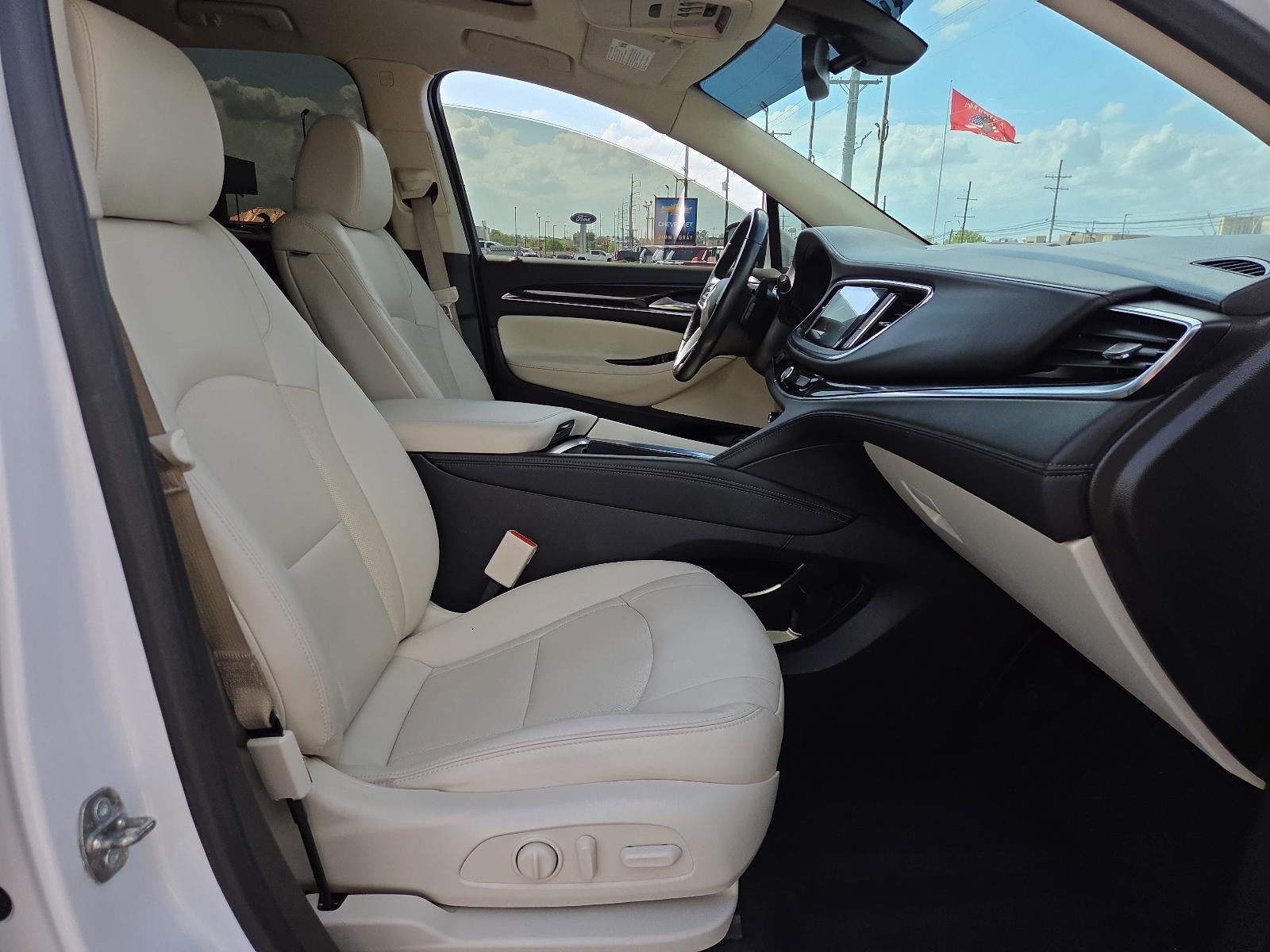 2023 Buick Enclave Essence FWD