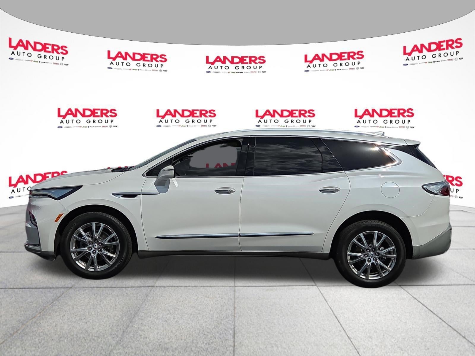 2023 Buick Enclave Essence FWD
