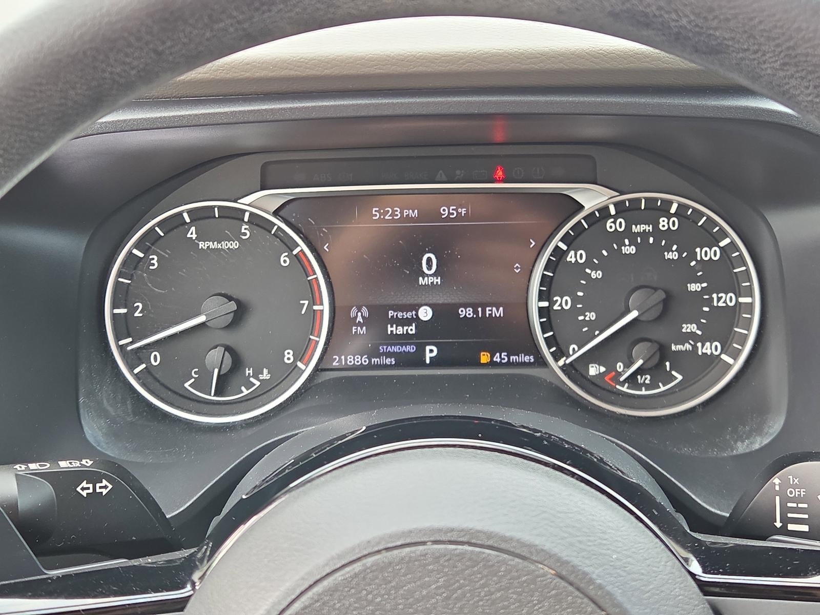 2023 Nissan Rogue FWD SV *Ltd Avail*