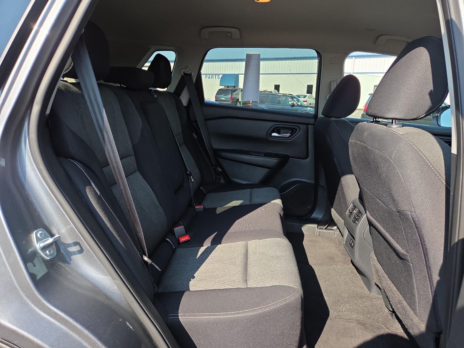 2024 Nissan Rogue FWD SV