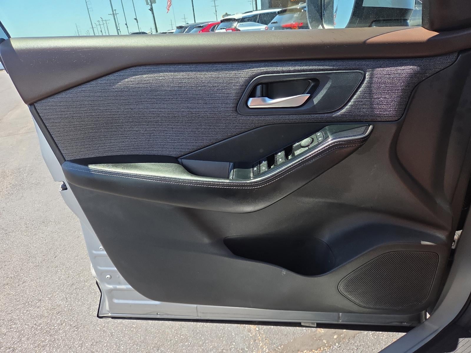 2023 Nissan Rogue AWD SV