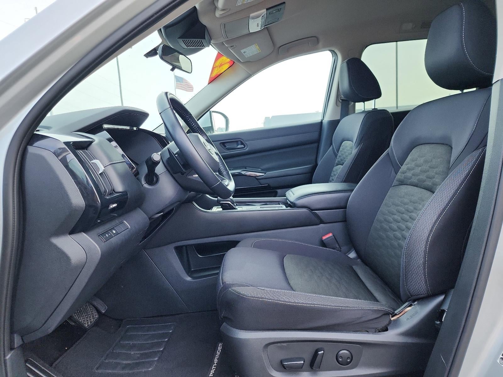 2023 Nissan Pathfinder SV 2WD