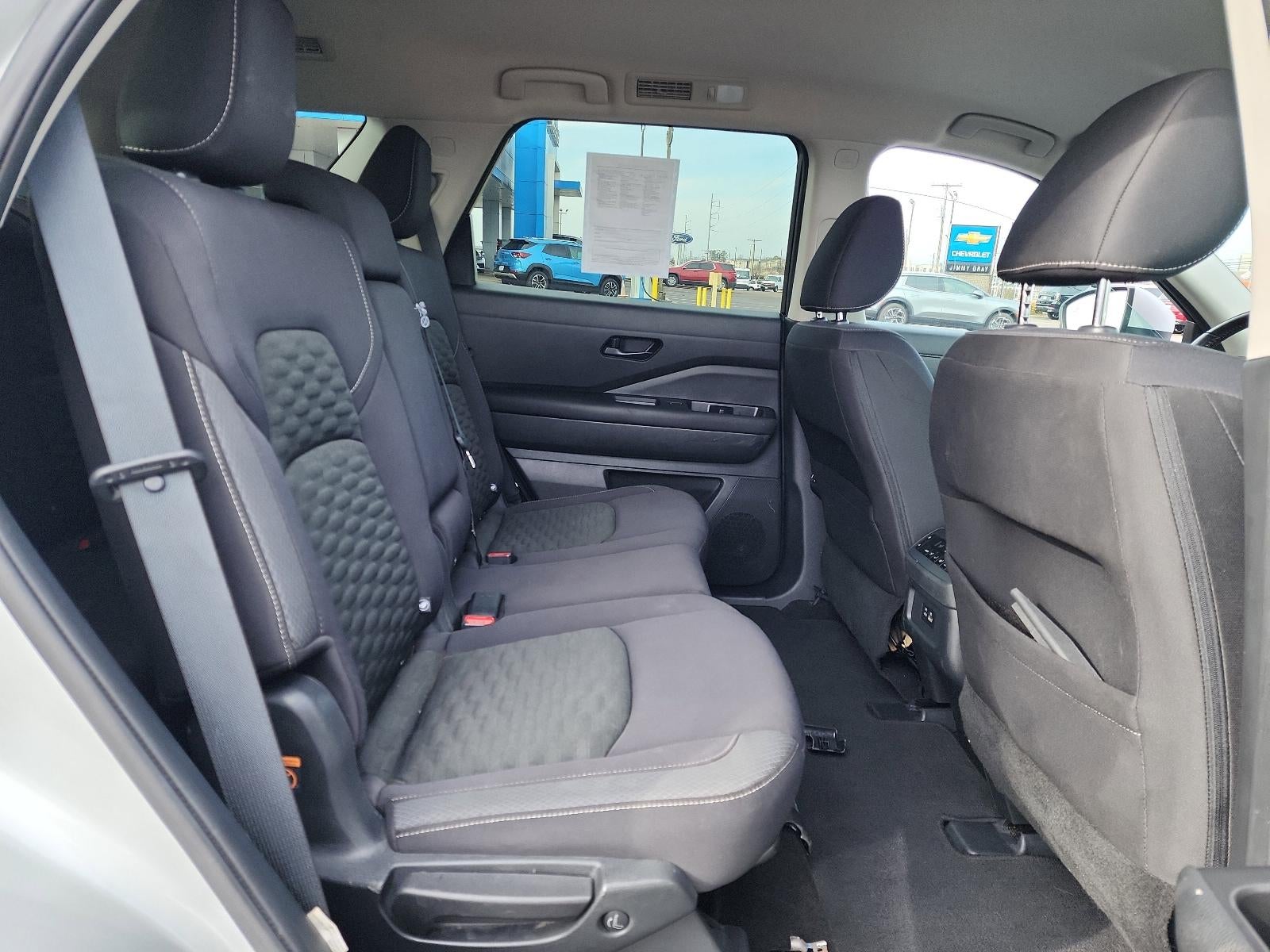 2023 Nissan Pathfinder SV 2WD