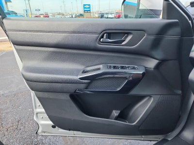 2023 Nissan Pathfinder SV 2WD