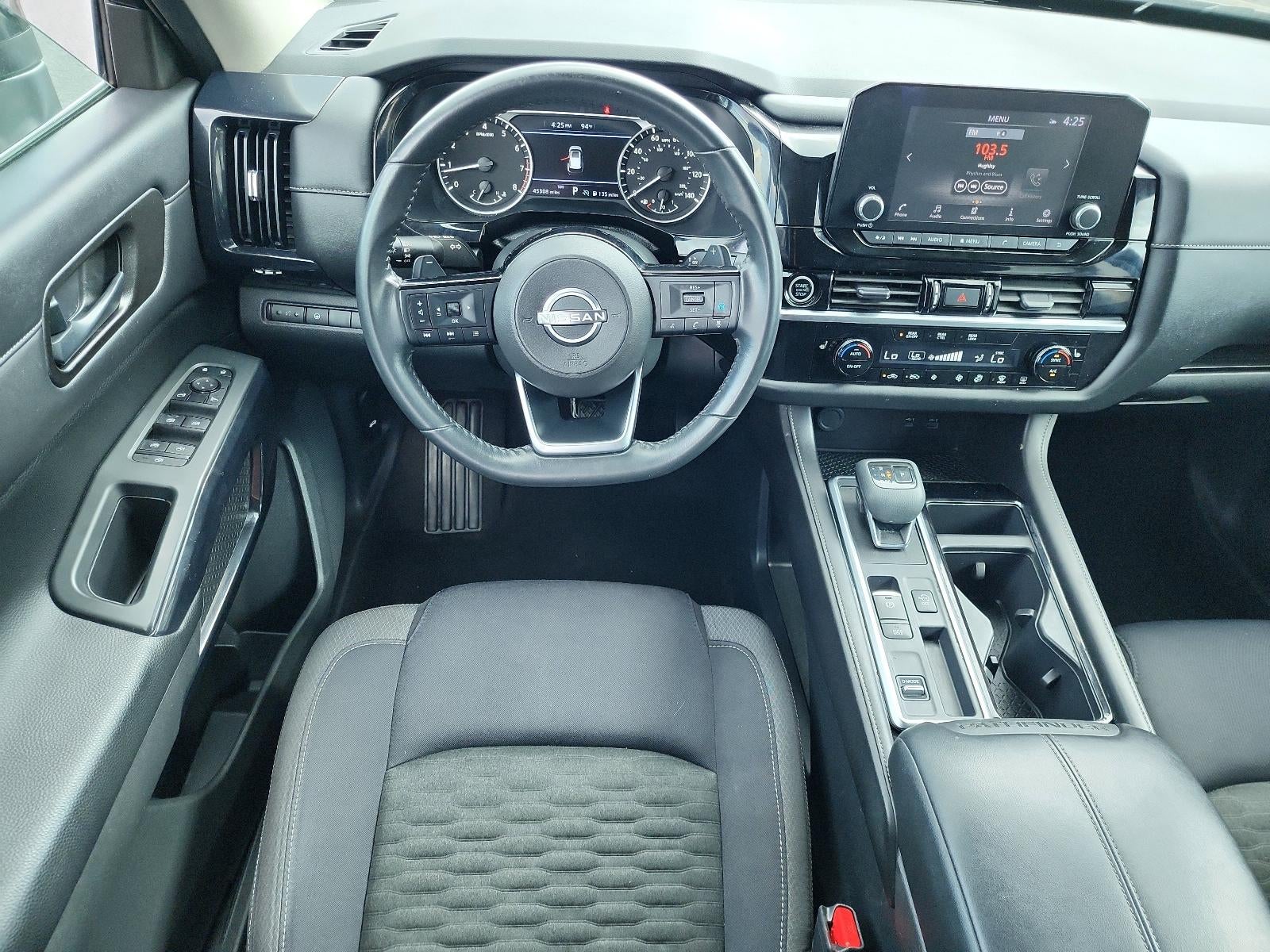 2023 Nissan Pathfinder SV 2WD