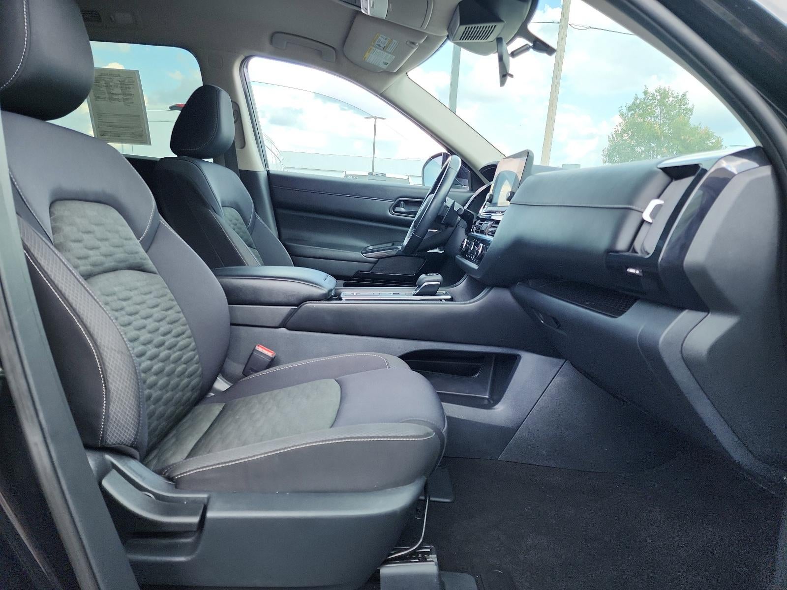 2023 Nissan Pathfinder SV 2WD