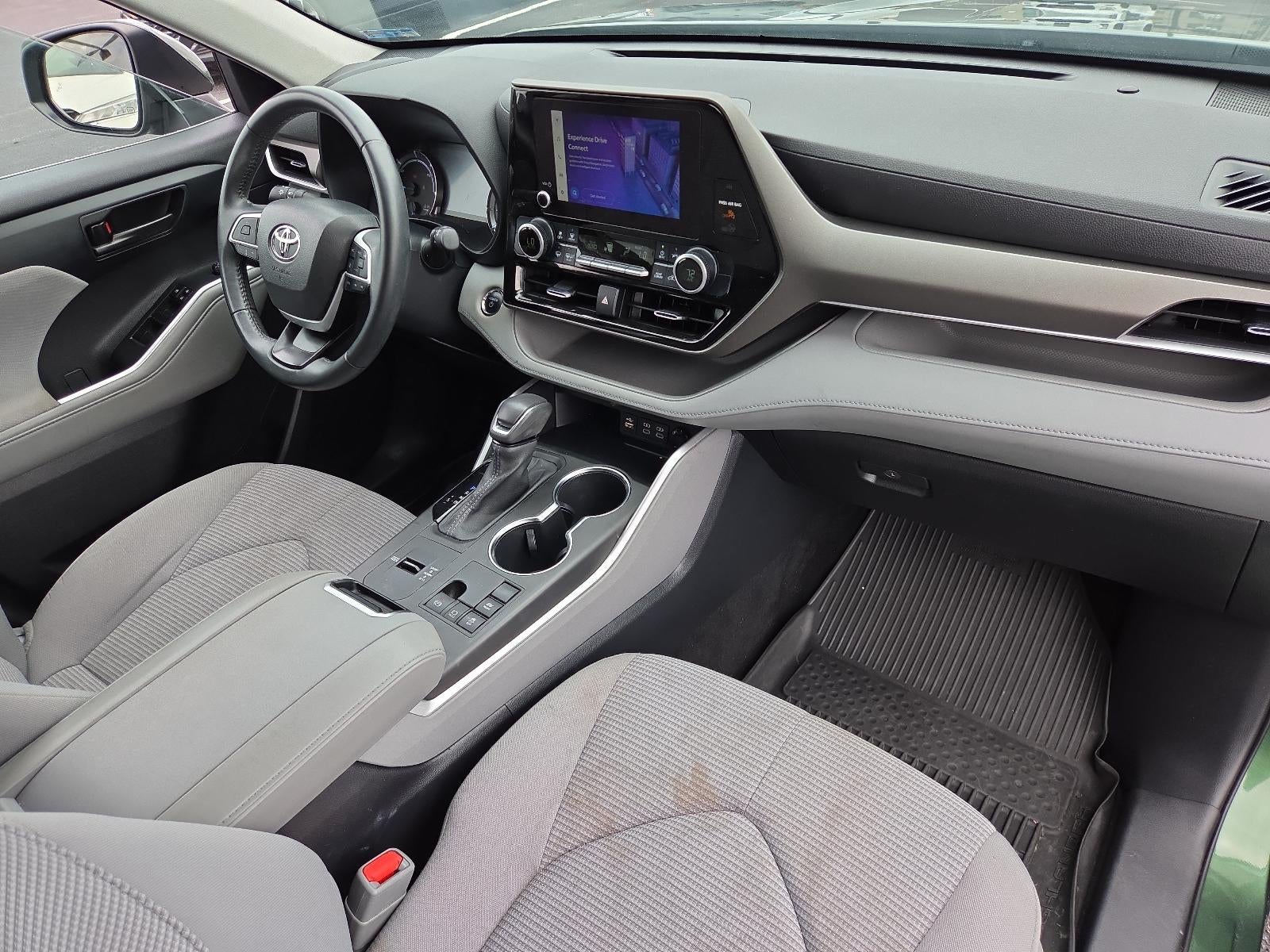 2023 Toyota Highlander Hybrid LE FWD (Natl)