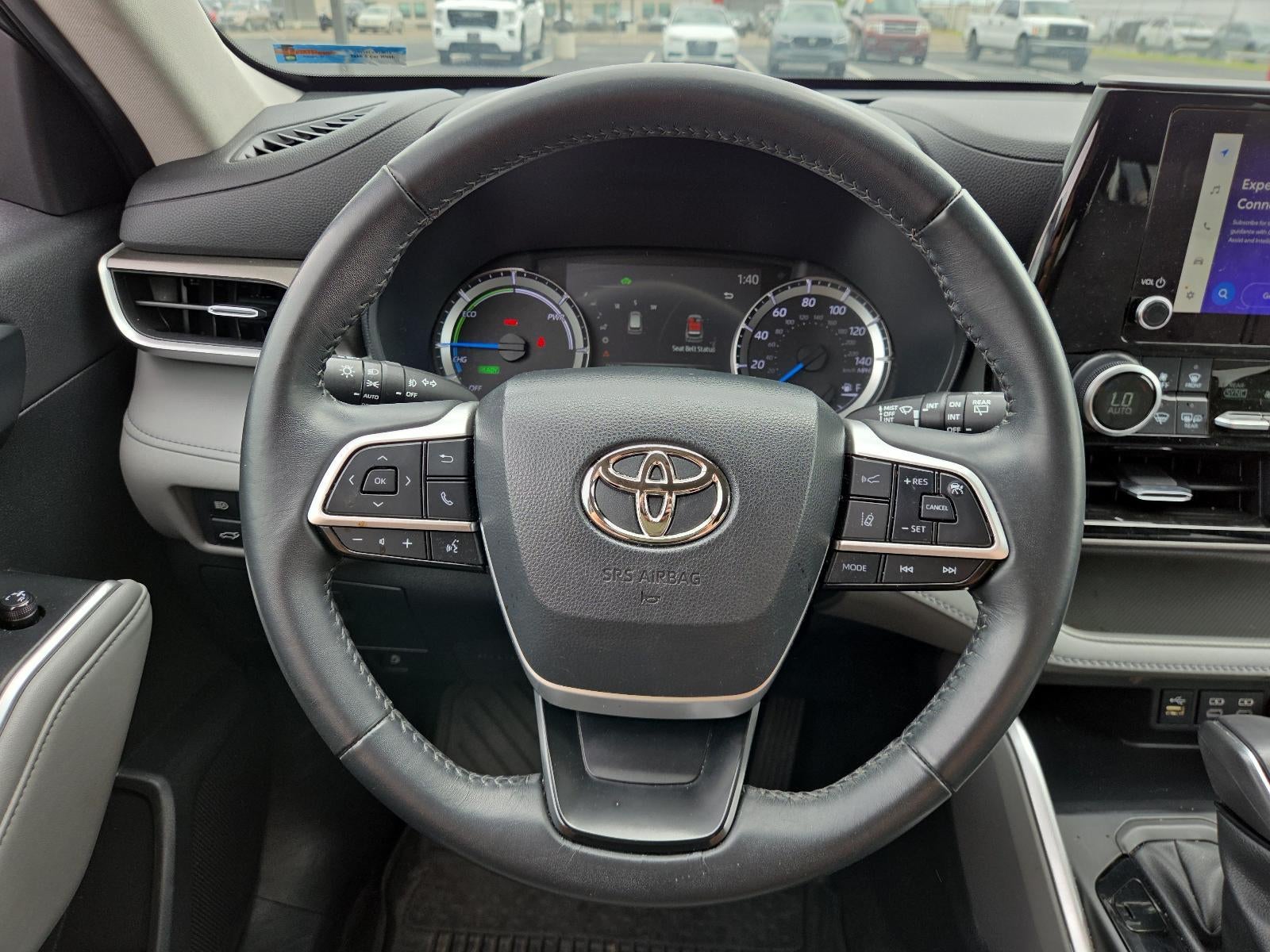 2023 Toyota Highlander Hybrid LE FWD (Natl)