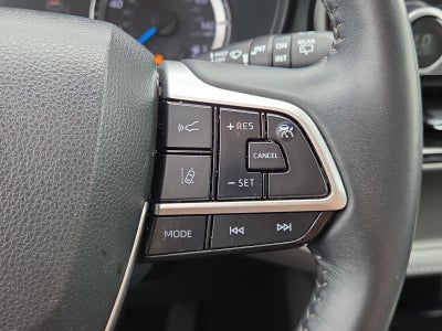 2023 Toyota Highlander Hybrid LE FWD (Natl)