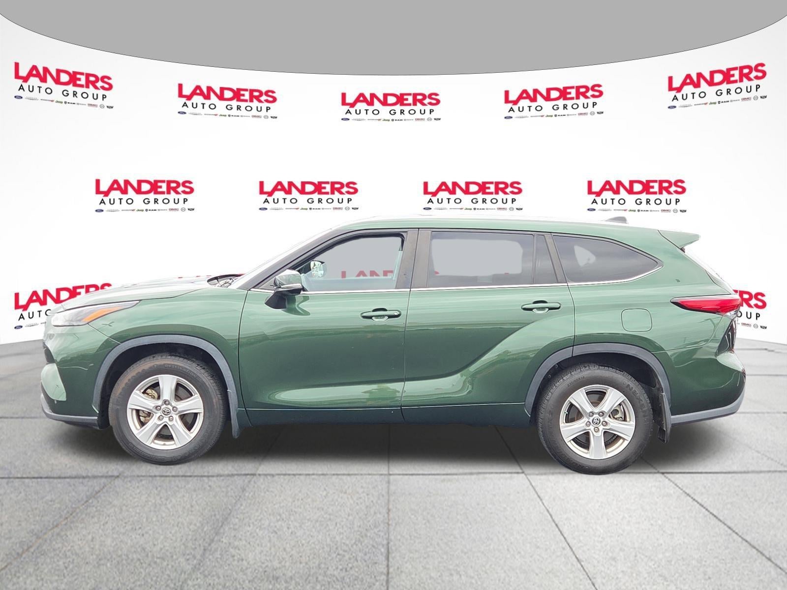 2023 Toyota Highlander Hybrid LE FWD (Natl)