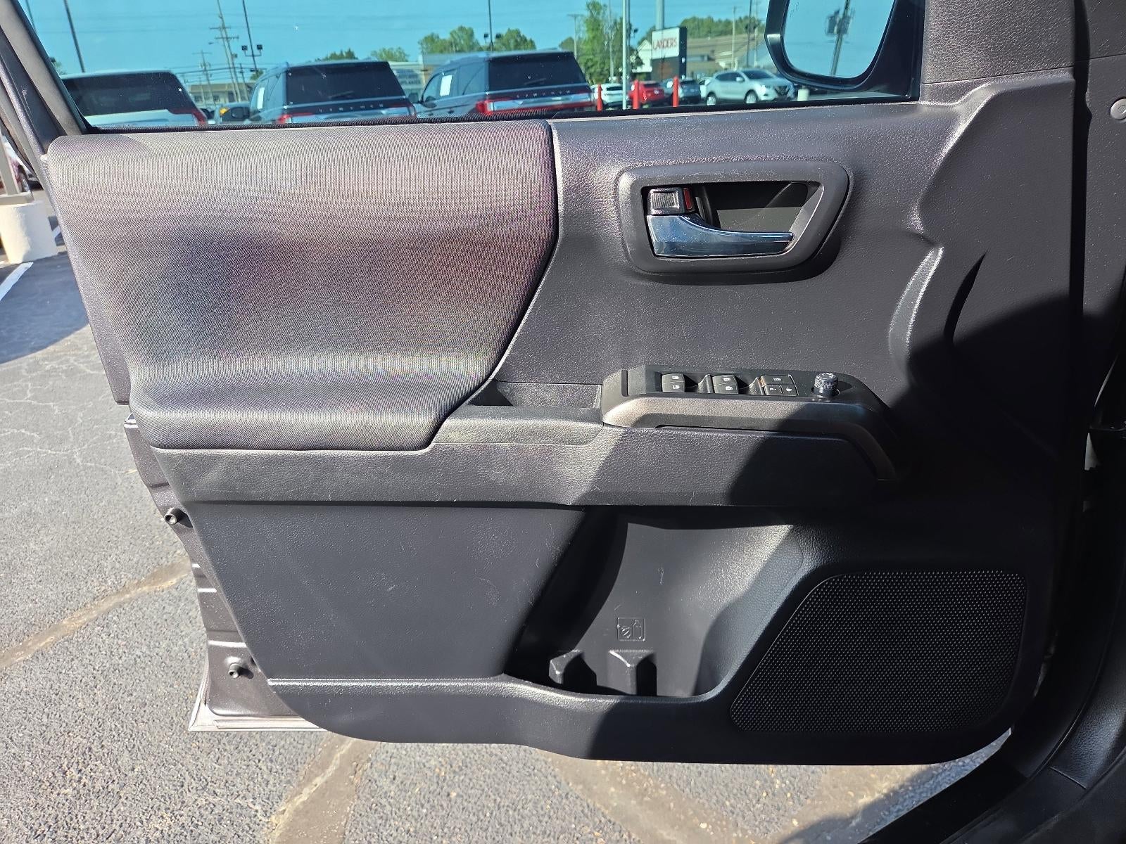 2020 Toyota Tacoma 4WD 4WD TRD Off Road Double Cab 5' Bed V6 AT (Natl)