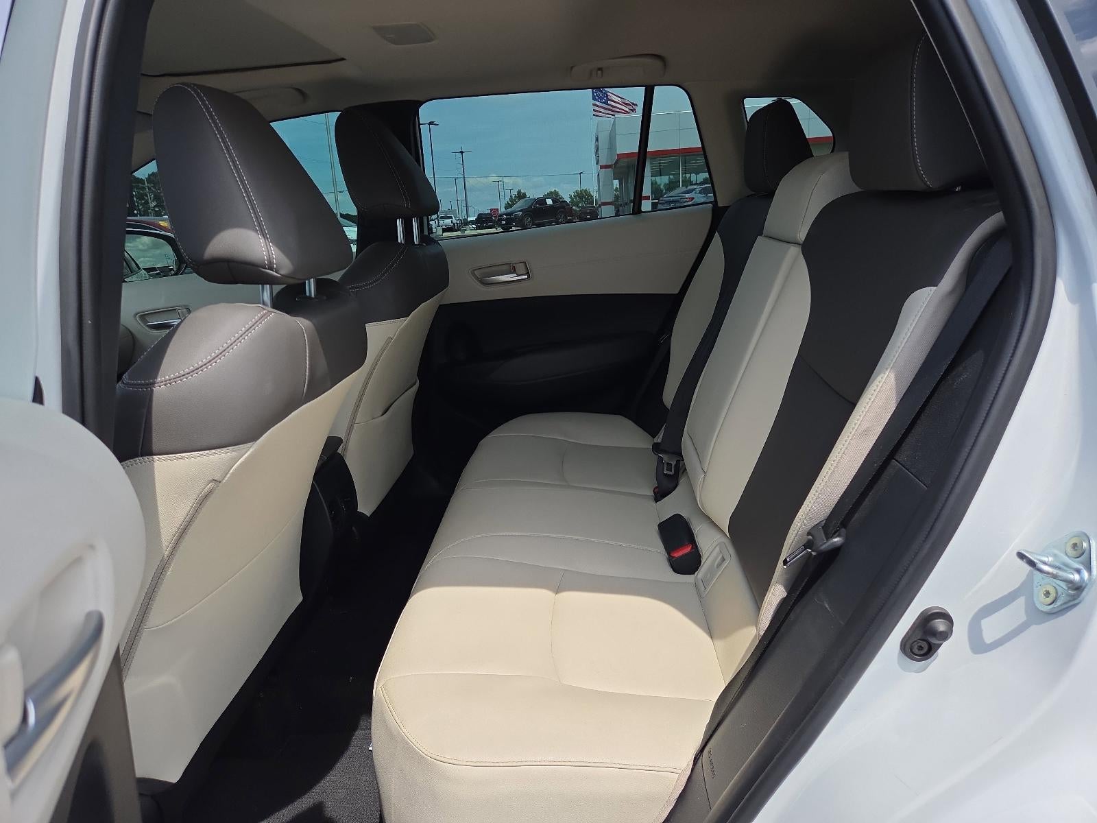 2024 Toyota Corolla Cross XLE 2WD (Natl)