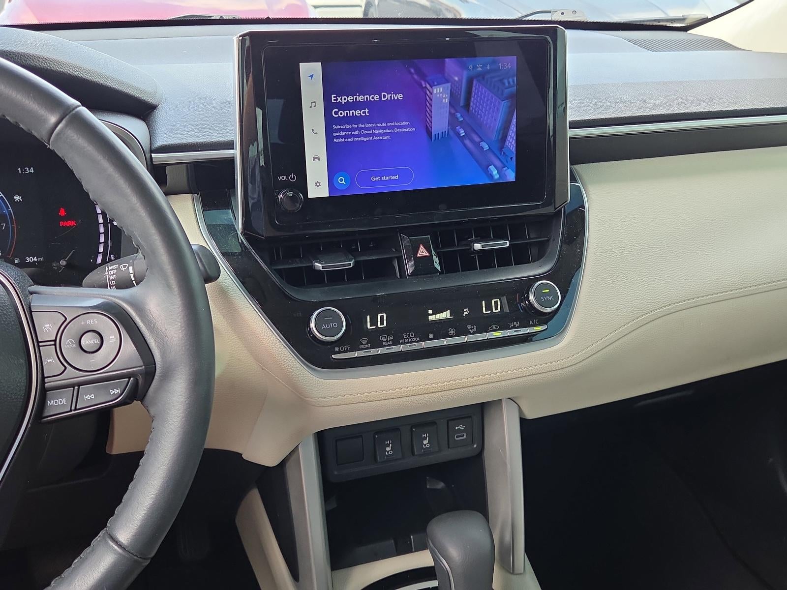 2024 Toyota Corolla Cross XLE 2WD (Natl)