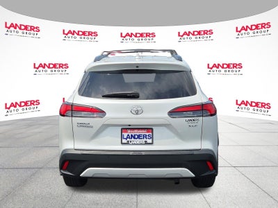 2024 Toyota Corolla Cross XLE 2WD (Natl)