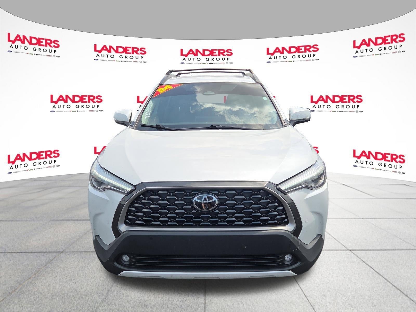 2024 Toyota Corolla Cross XLE 2WD (Natl)