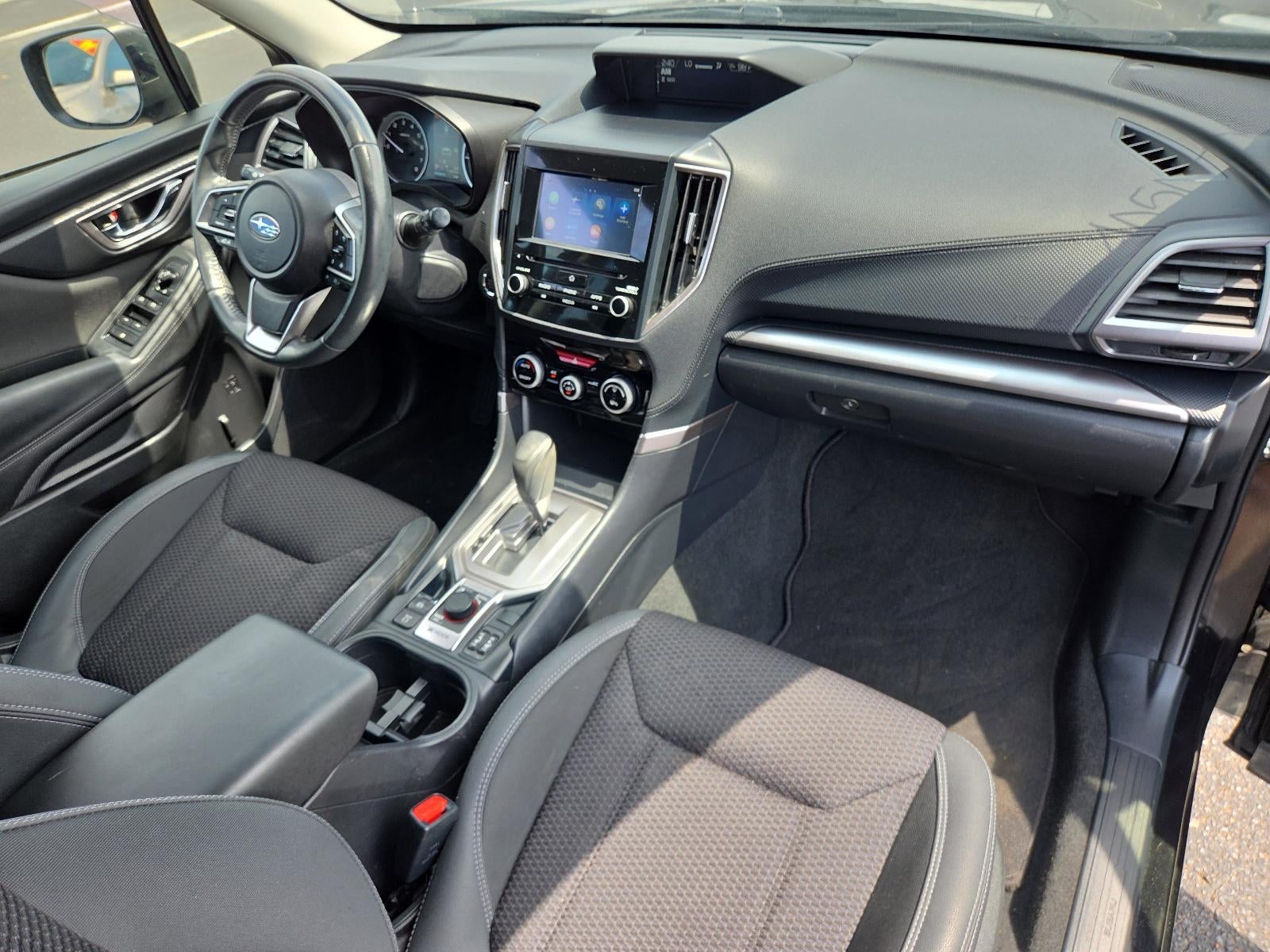 2023 Subaru Forester Premium CVT