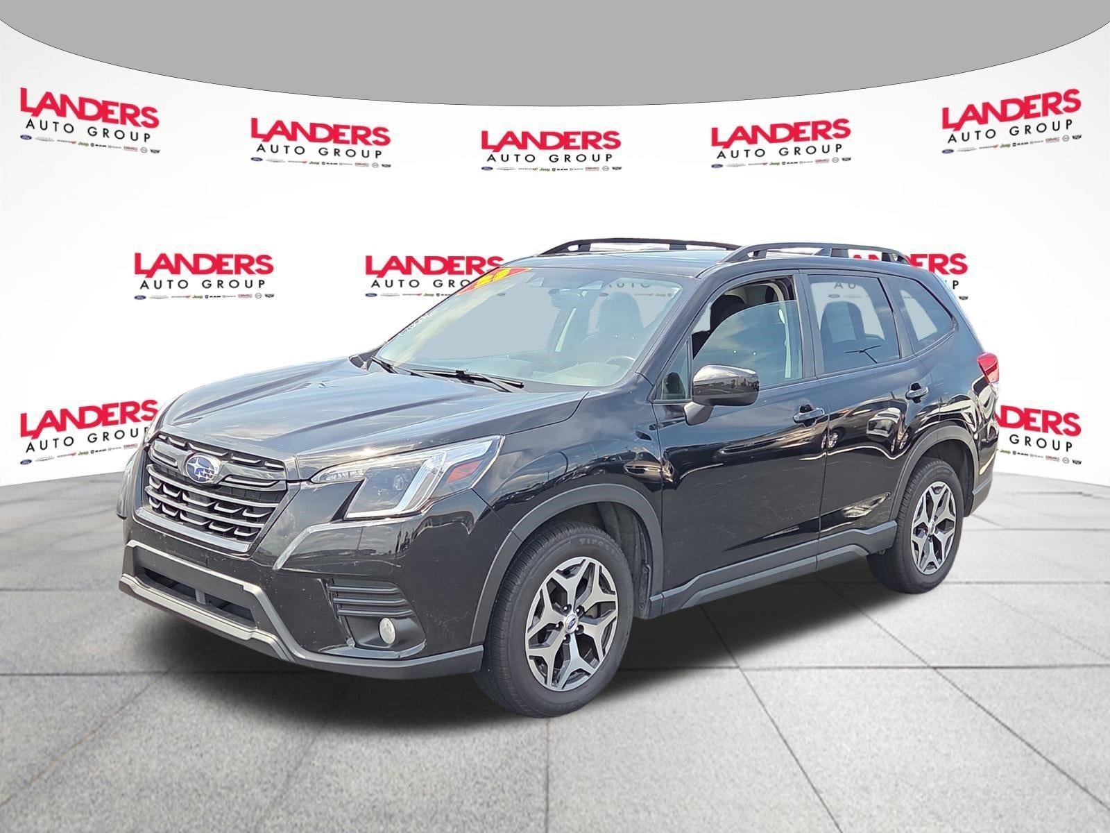 2023 Subaru Forester Premium CVT