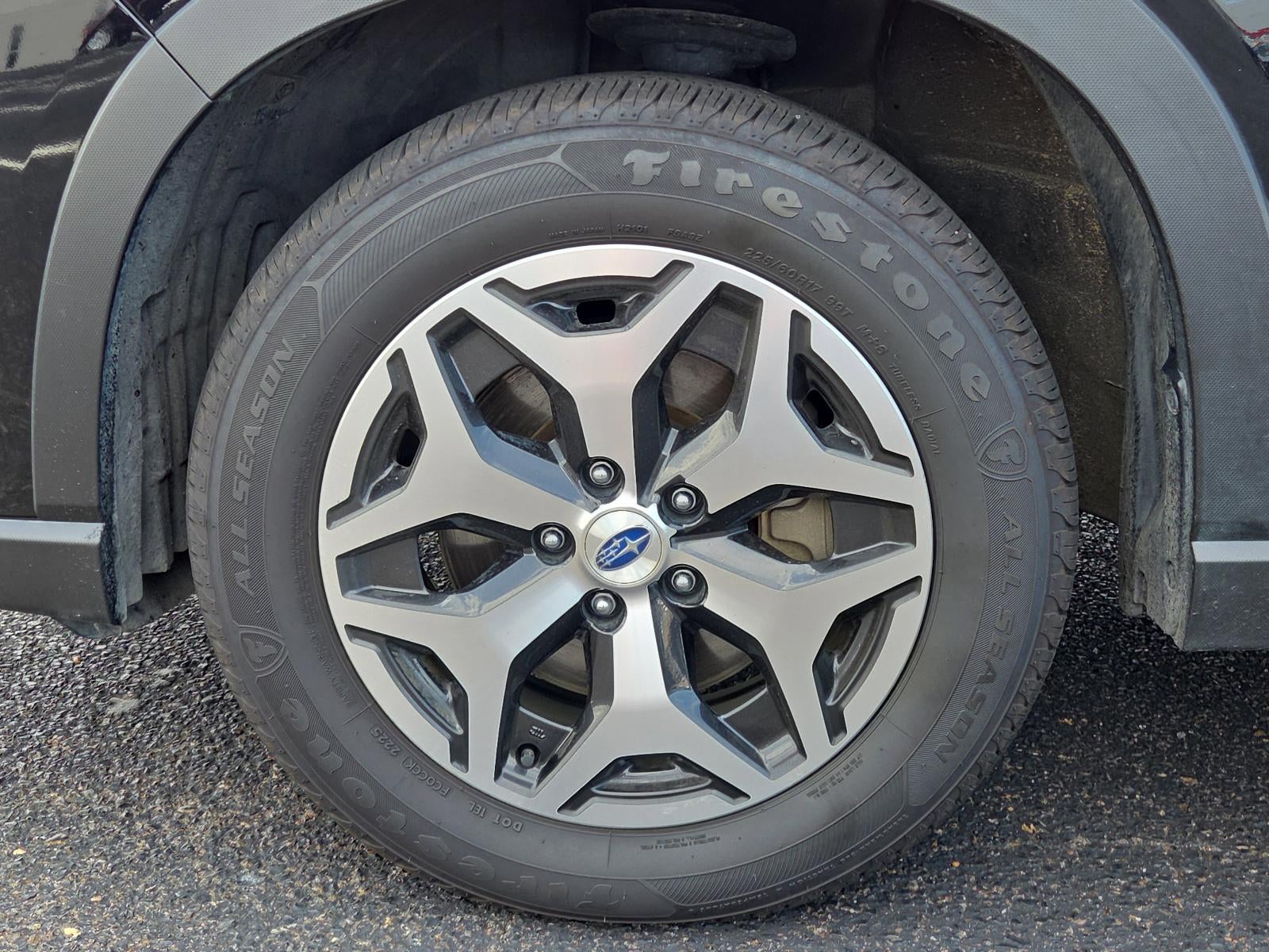 2023 Subaru Forester Premium CVT