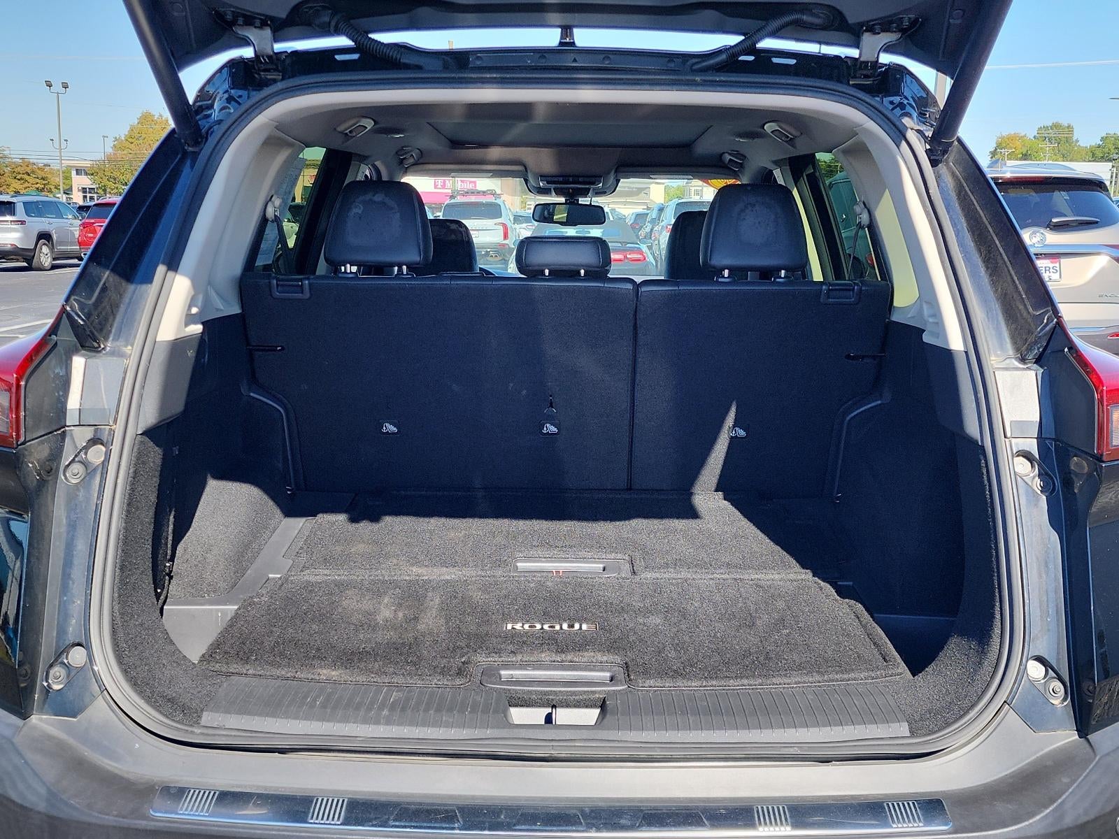 2023 Nissan Rogue FWD Platinum