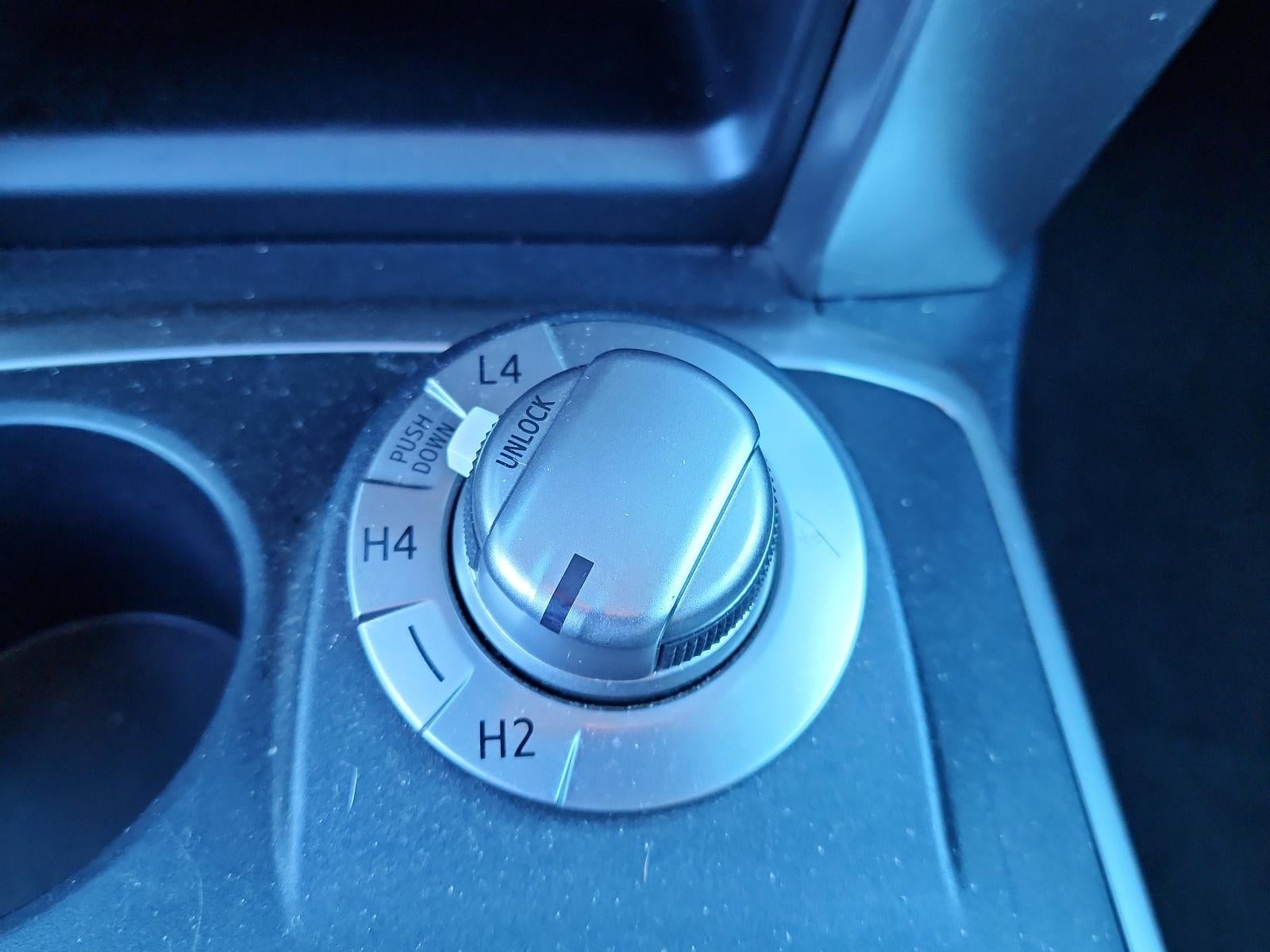 2024 Toyota 4Runner SR5 4WD (GS)