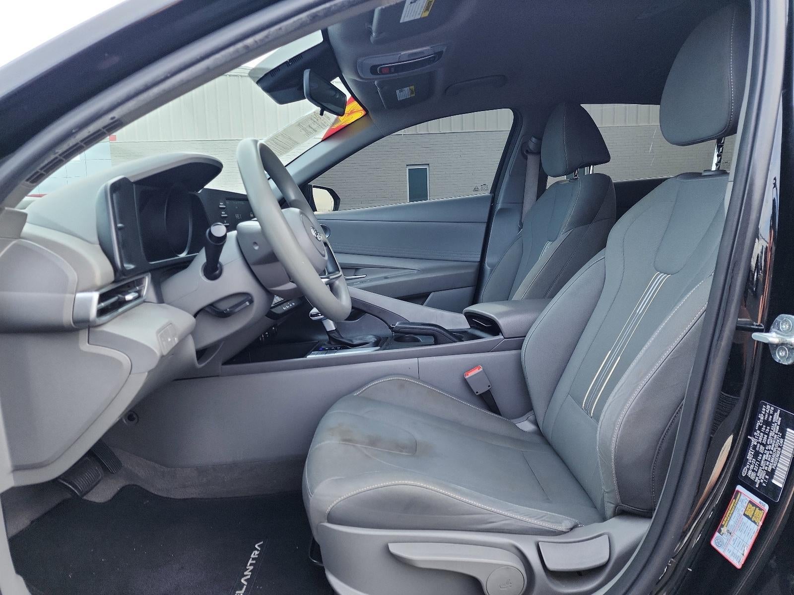 2023 Hyundai ELANTRA SEL IVT