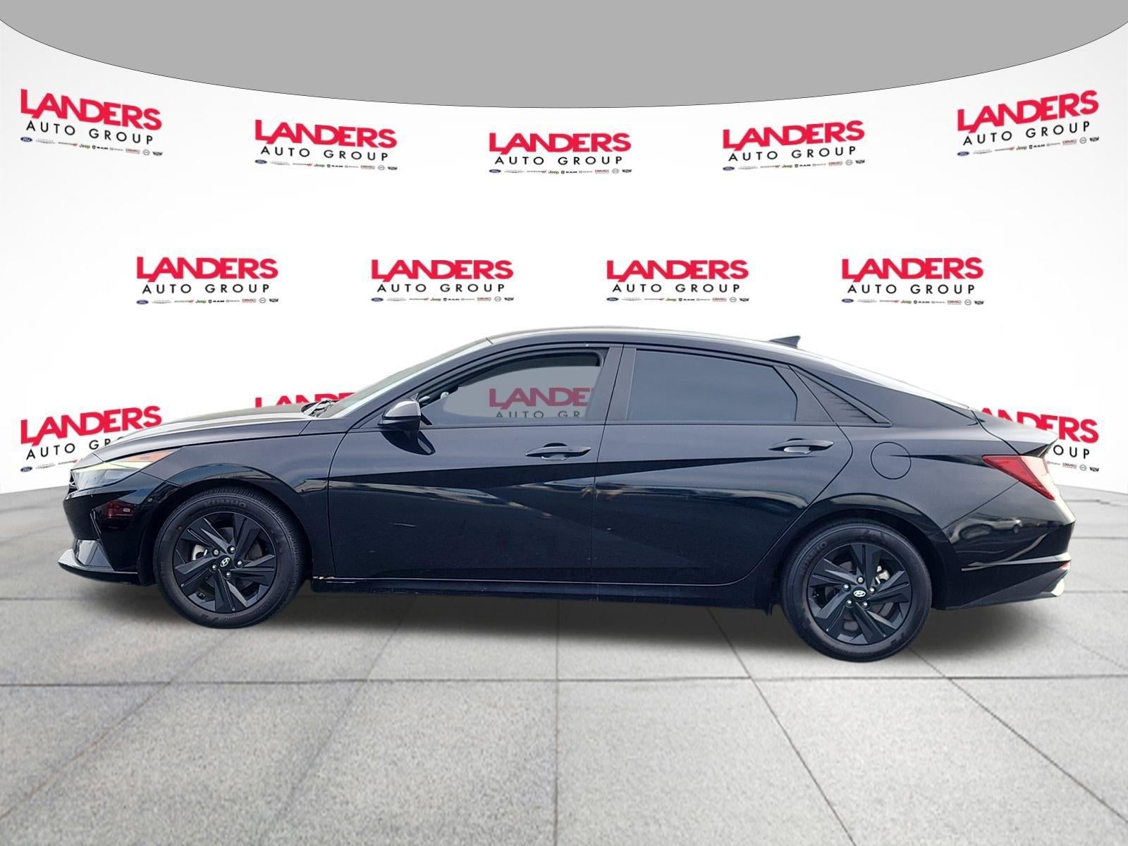 2023 Hyundai ELANTRA SEL IVT
