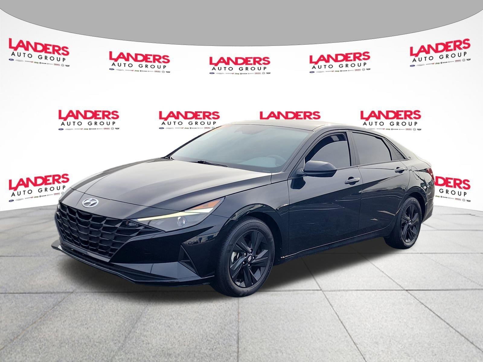 2023 Hyundai ELANTRA SEL IVT