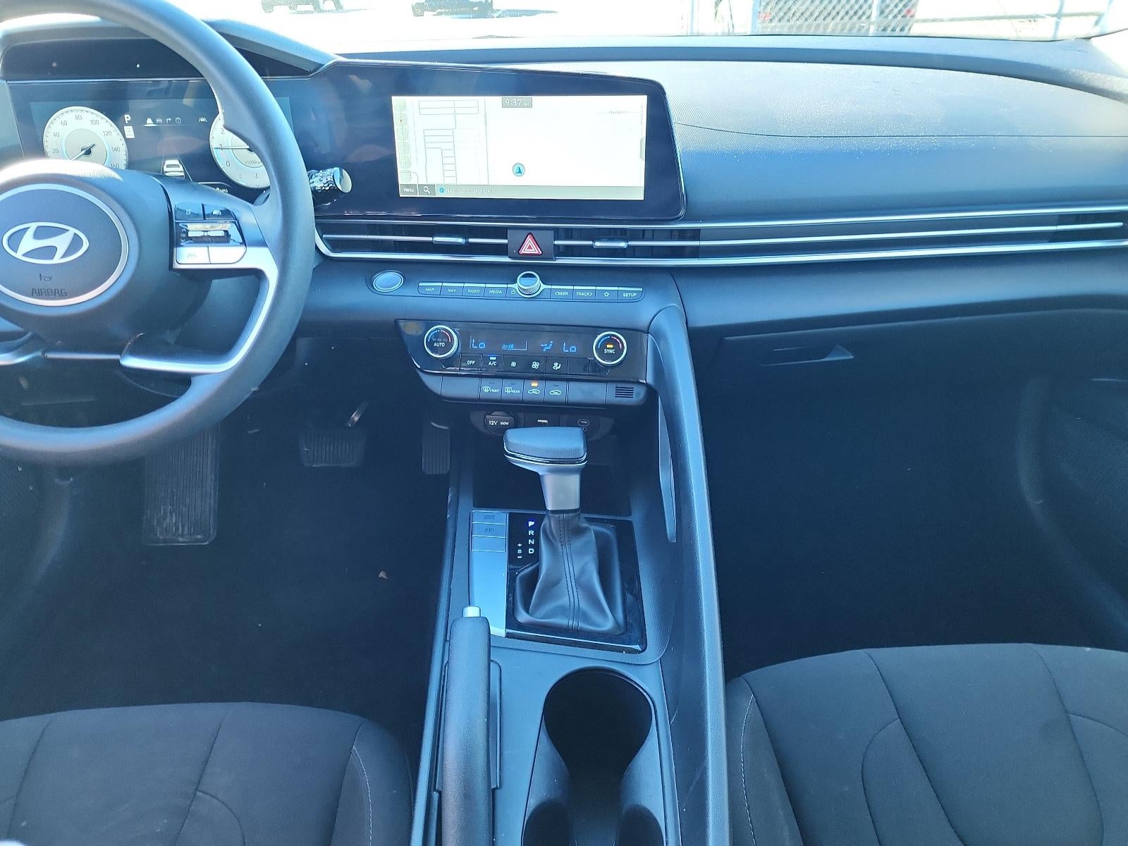 2024 Hyundai ELANTRA SEL IVT