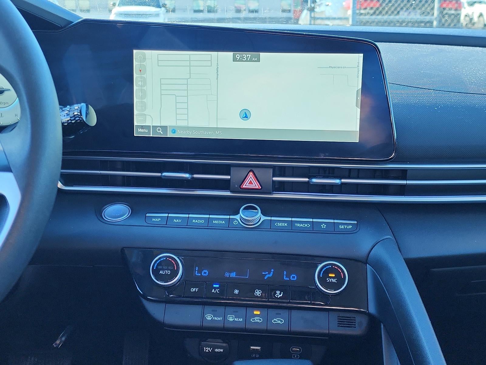 2024 Hyundai ELANTRA SEL IVT