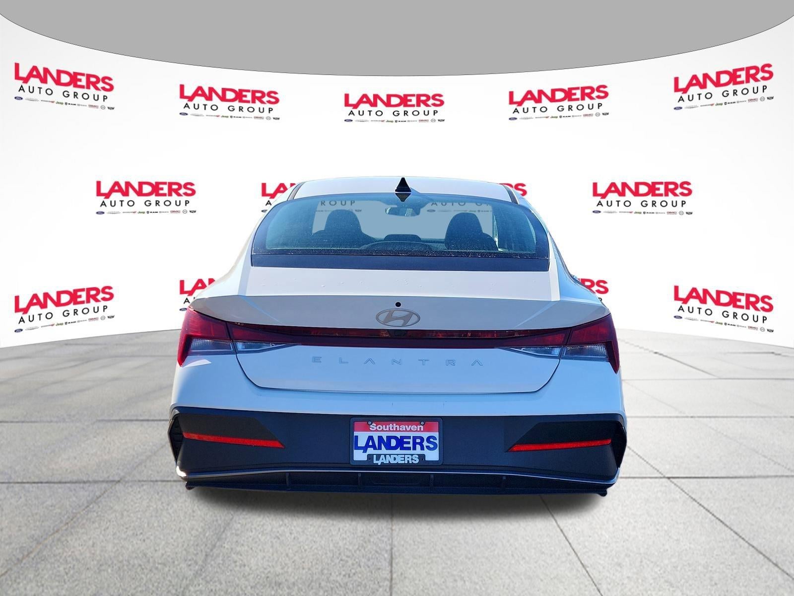 2024 Hyundai ELANTRA SEL IVT