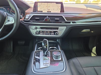 2019 BMW 740i Sedan