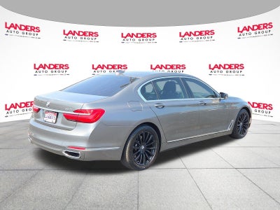 2019 BMW 740i Sedan