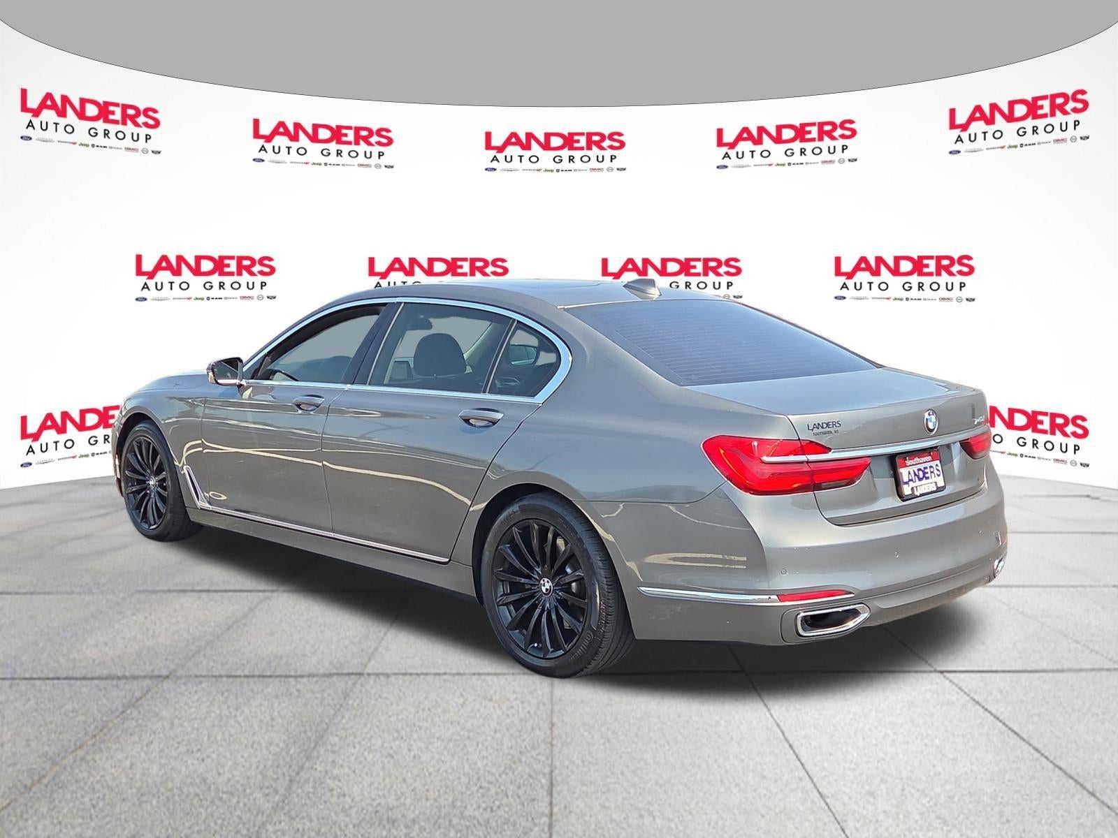 2019 BMW 740i Sedan